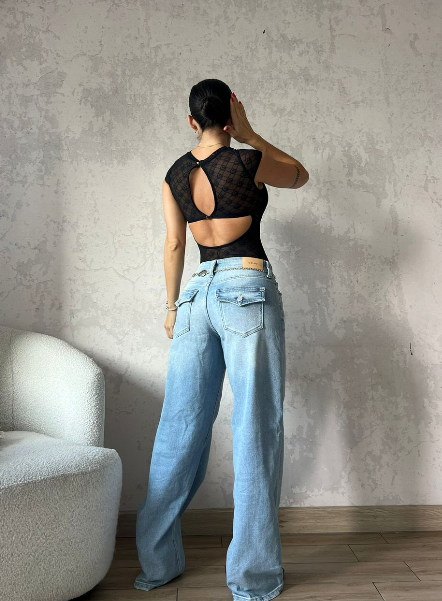 BODY CINZA NEGRO