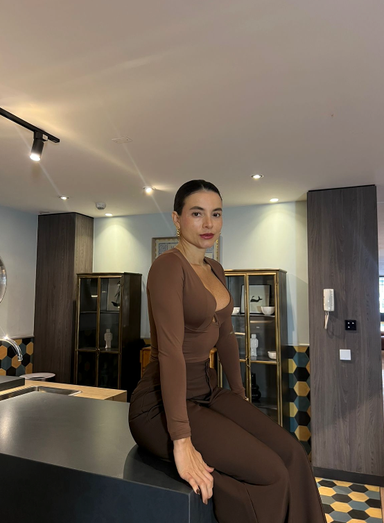 BODY KIRA CAFE MANGAS