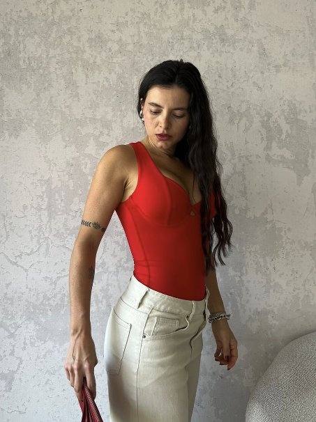 BODY KIRA